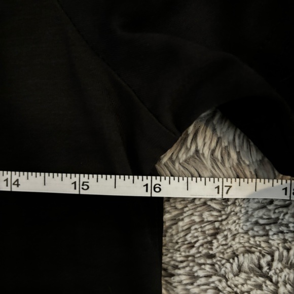 Stranger Things T-Shirt - Picture 4 of 5